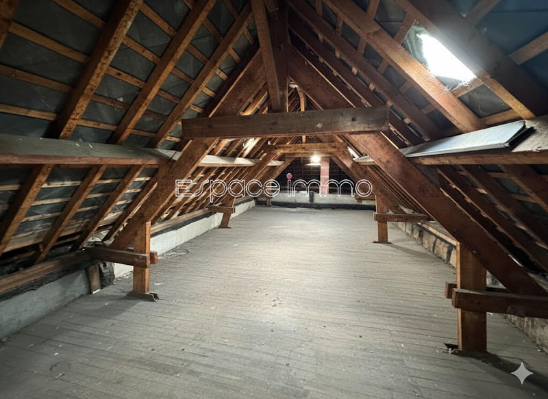 Local commercial - 467 m²