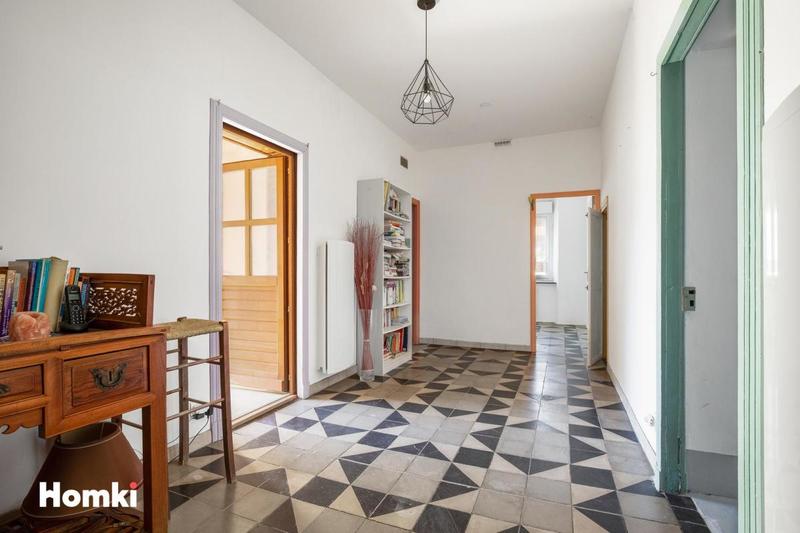 Maison de ville - 272 m² - 7 pièces