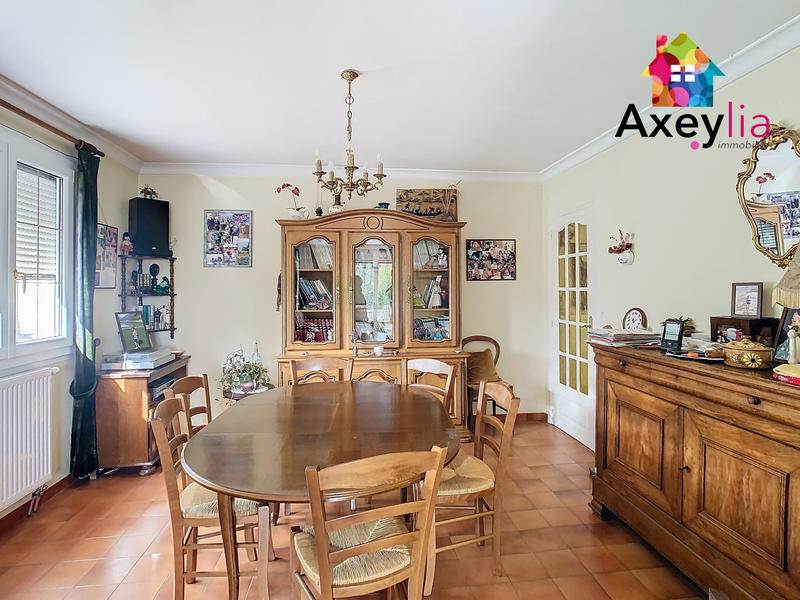 Maison - 123 m² - 7 pièces