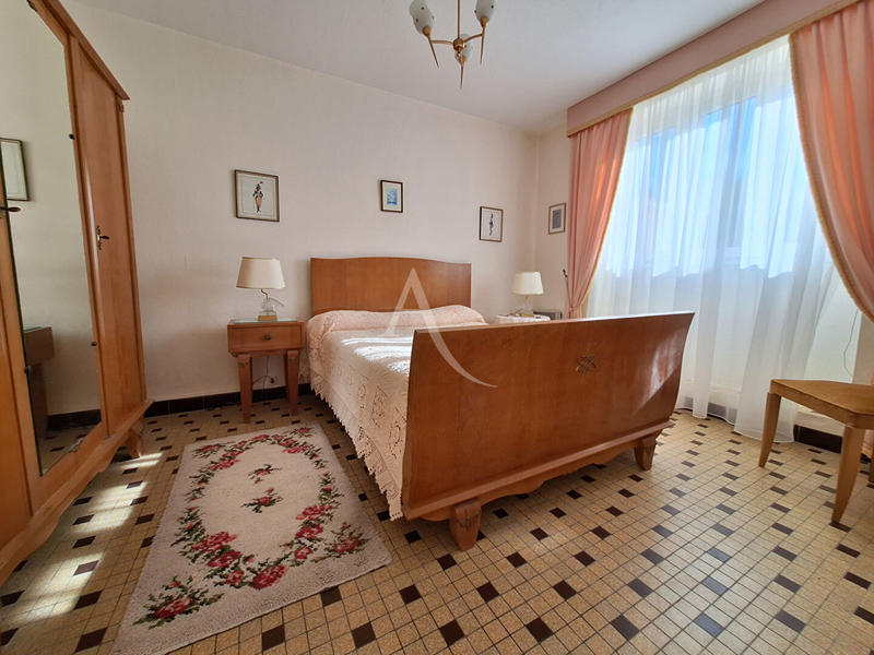 Maison - 160 m² - 8 pièces