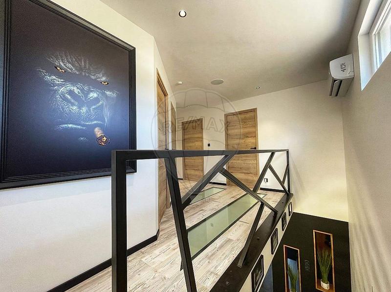 Maison - 150 m² - 5 pièces