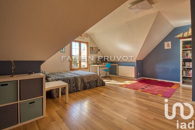 Maison - 145 m² - 6 pièces
