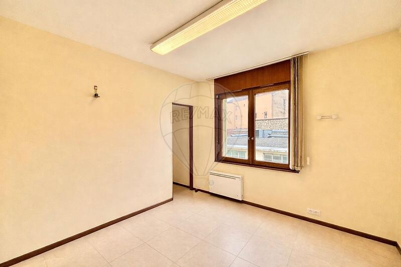 Appartement - 81 m² - 4 pièces