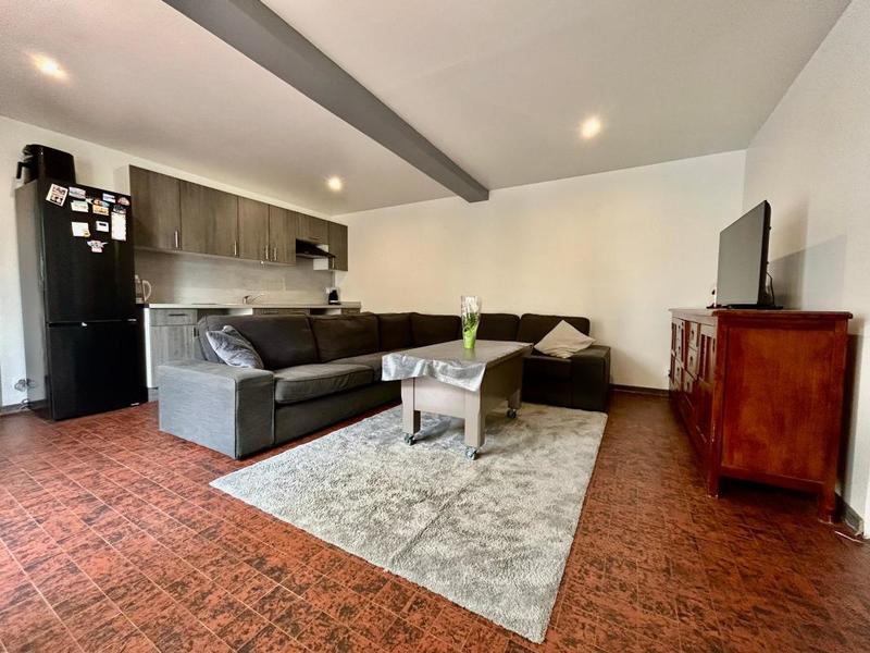 Maison - 225 m² - 7 pièces