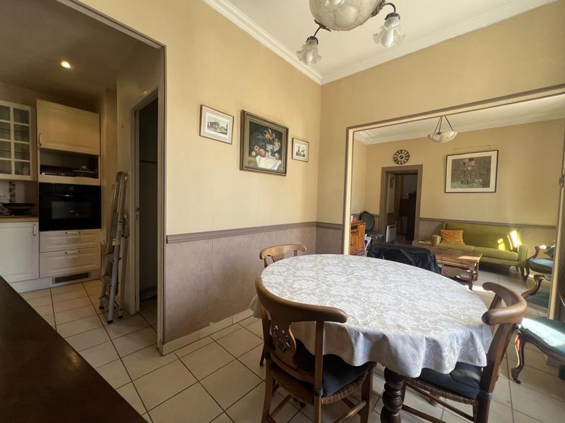 Immeuble - 115 m² - 7 pièces