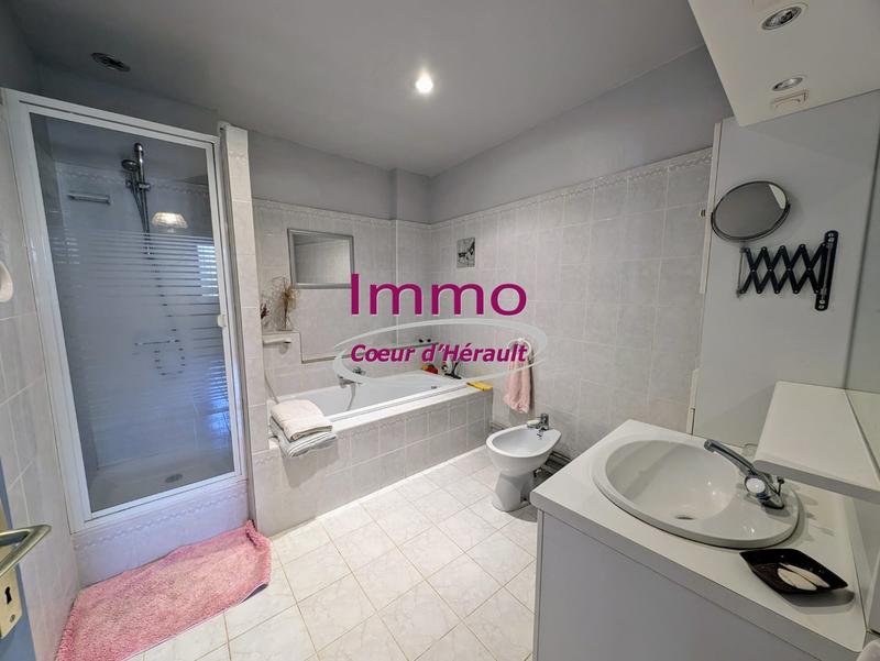 Maison de village - 230 m² - 6 pièces