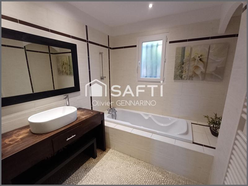 Maison - 114 m² - 5 pièces