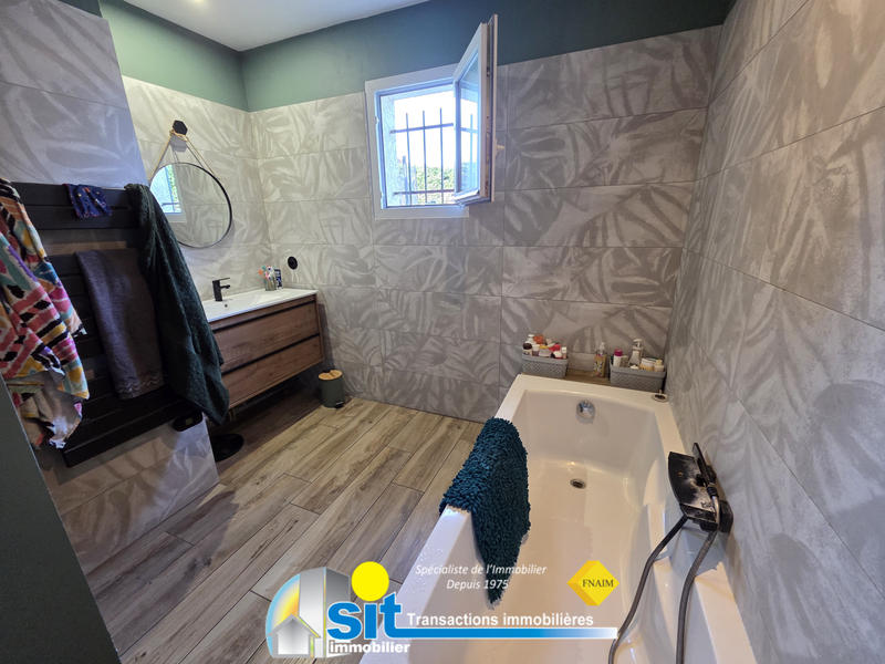 Maison - 138 m² - 6 pièces