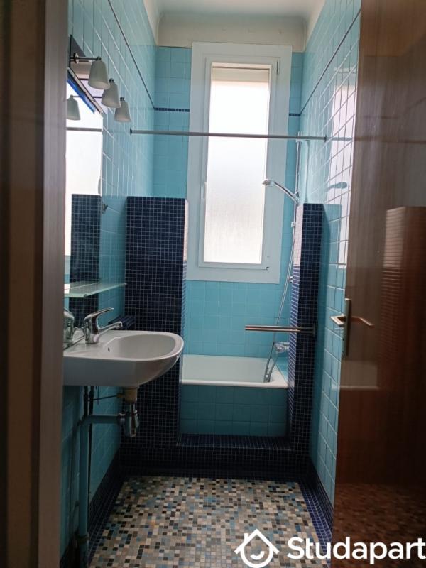 Chambre - 150 m² - 1 pièce