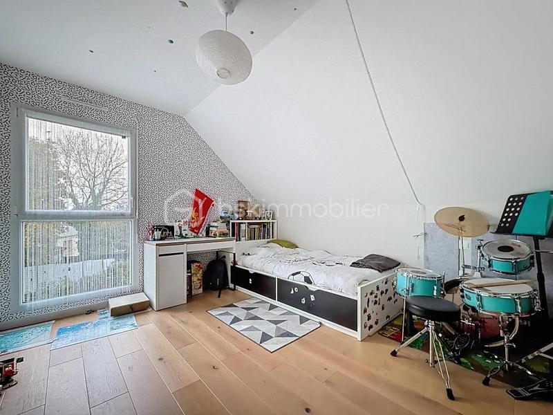 Pavillon - 94 m² - 5 pièces