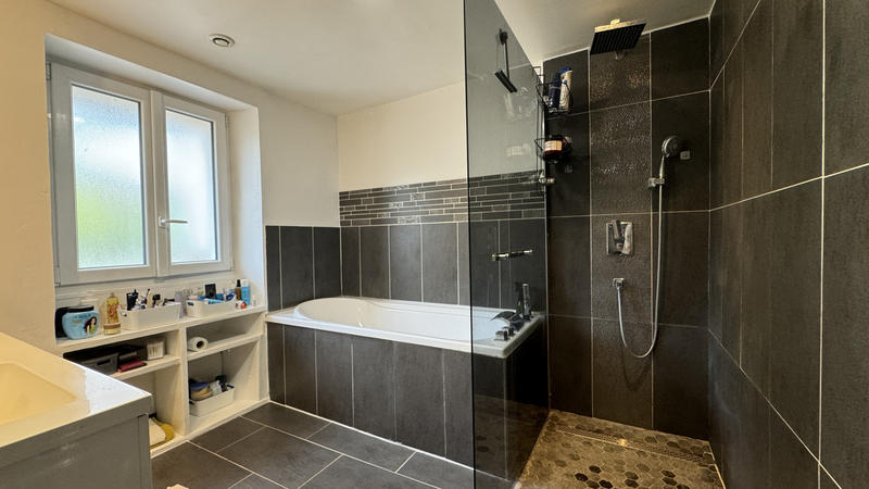 Maison - 110 m² - 4 pièces