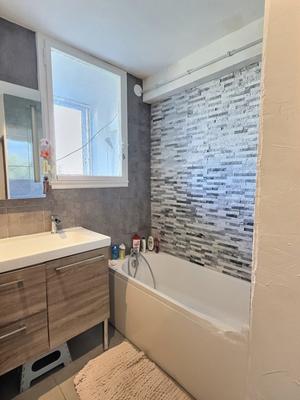 Appartement - 56 m² - 3 pièces