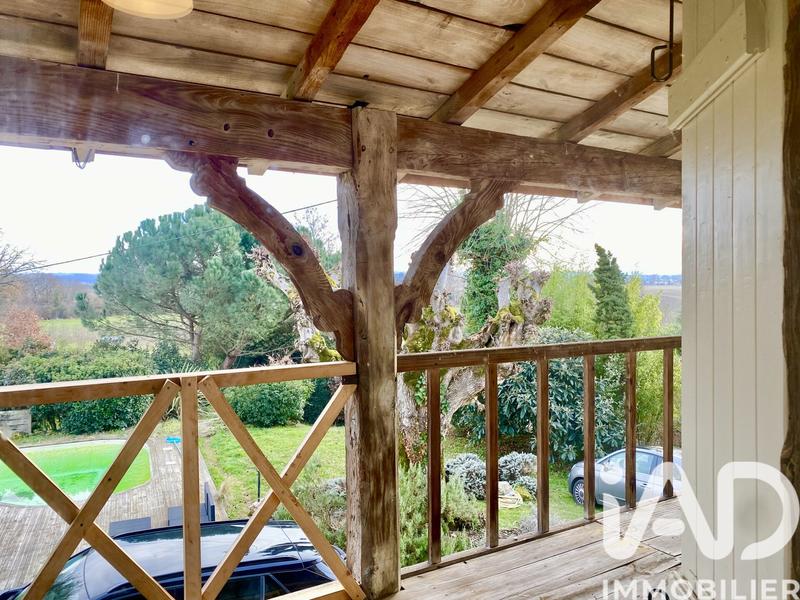 Maison - 271 m² - 6 pièces