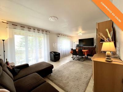 Appartement - 95 m² - 4 pièces