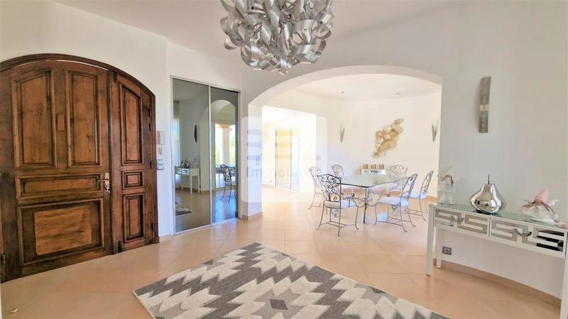 Villa - 168 m² - 5 pièces