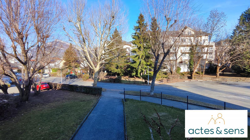 Appartement - 90 m² - 4 pièces