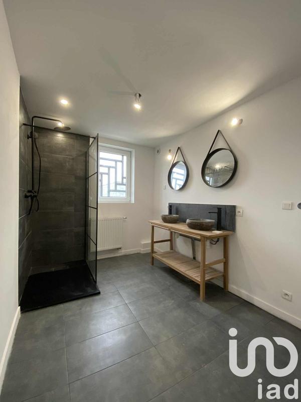 Maison - 98 m² - 5 pièces