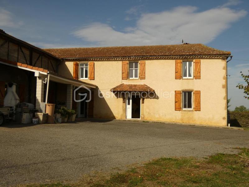 Maison ancienne - 201 m² - 6 pièces