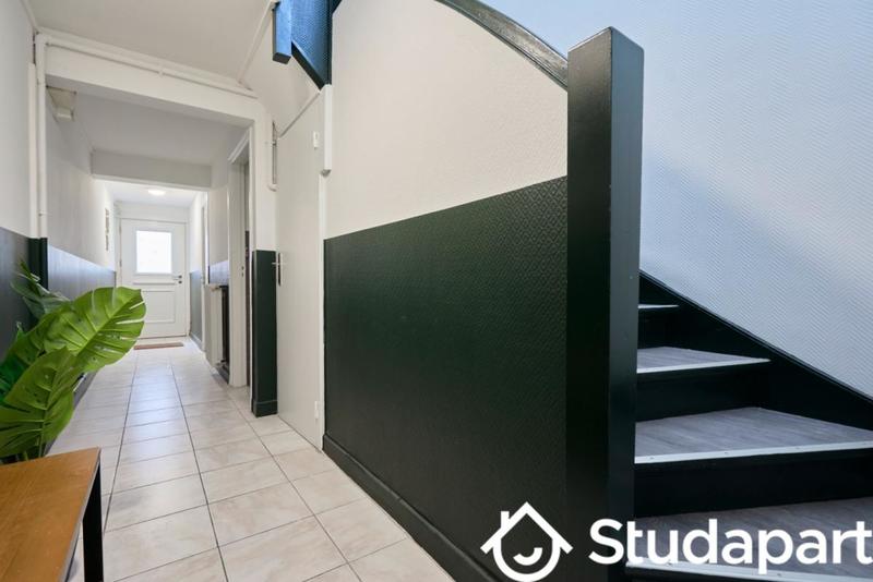 Chambre - 14 m² - 1 pièce