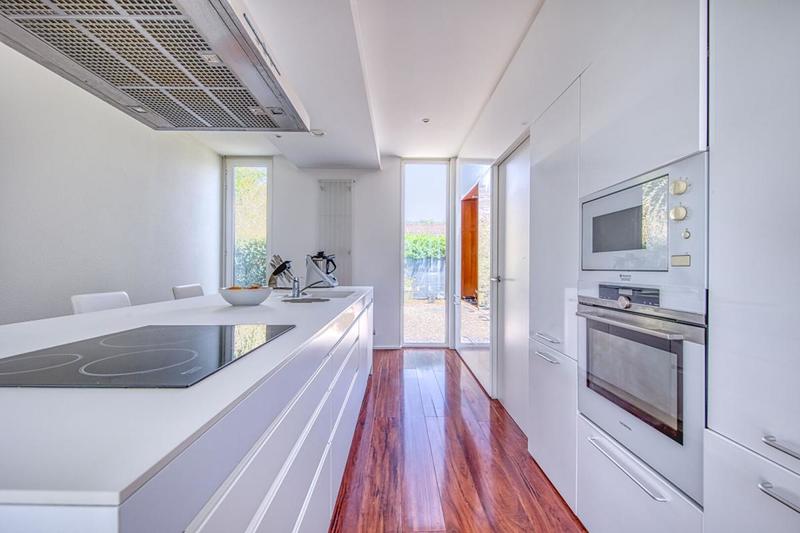 Maison - 200 m² - 6 pièces