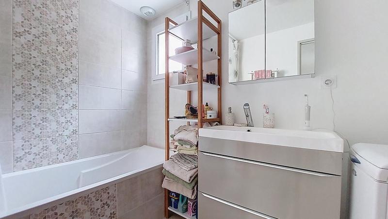 Appartement - 76 m² - 4 pièces