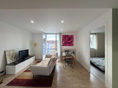 Appartement - 60 m² - 4 pièces