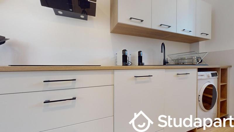 Chambre - 11 m² - 1 pièce