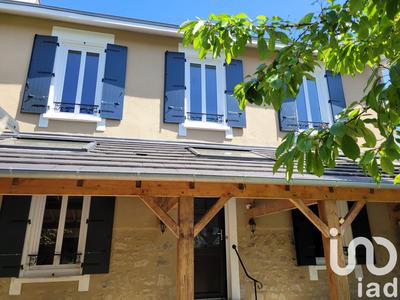 Maison de ville - 138 m² - 9 pièces