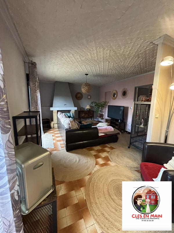 Maison - 90 m² - 5 pièces