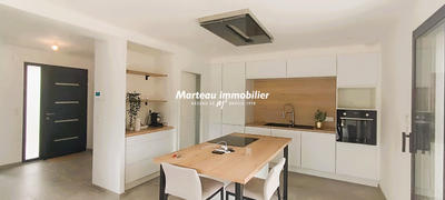 Maison - 147 m² - 6 pièces