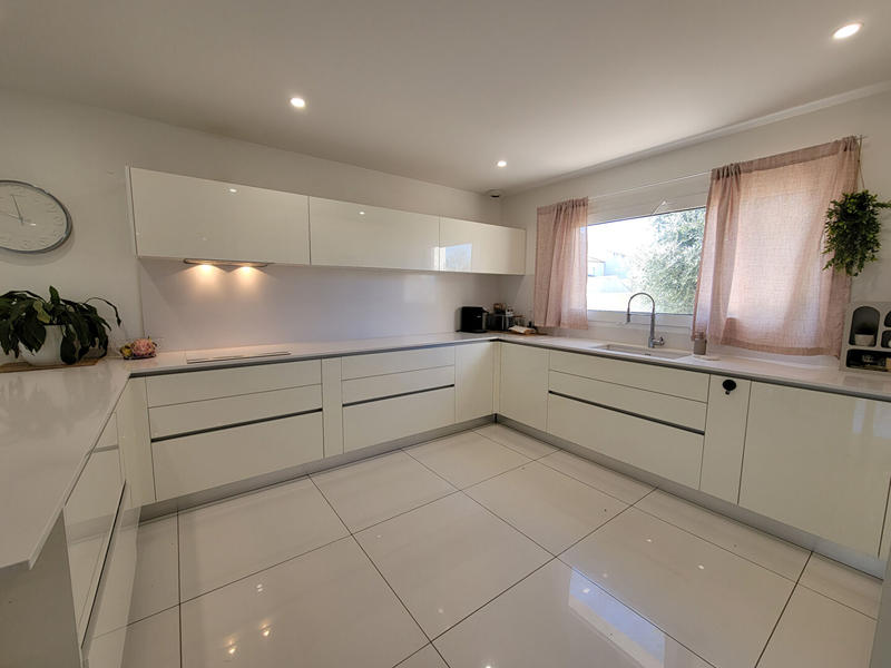 Maison - 165 m² - 7 pièces