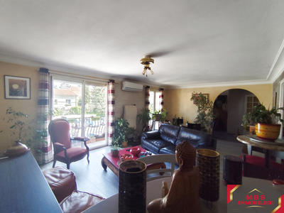 Appartement - 85 m² - 4 pièces