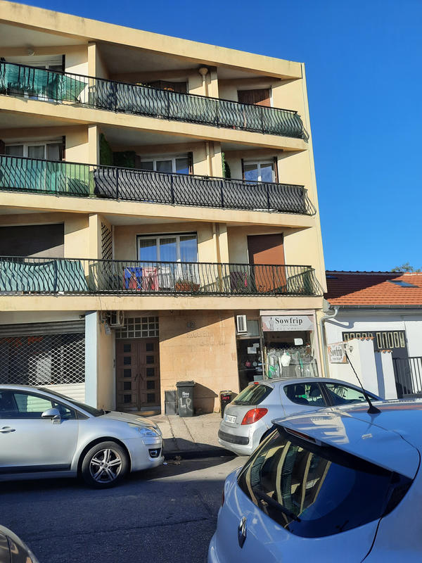 Local commercial - 27 m²