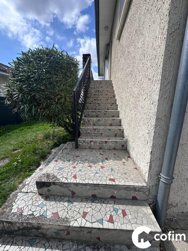 Maison traditionnelle - 150 m² - 6 pièces