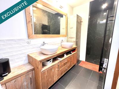 Maison - 170 m² - 8 pièces