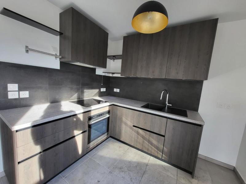 Appartement - 83 m² - 3 pièces