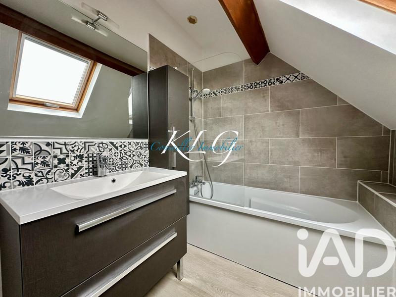 Immeuble - 65 m² - 4 pièces