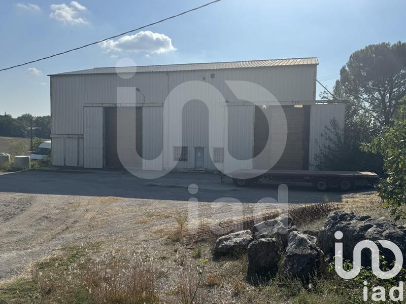 Maison - 403 m² - 1 pièce