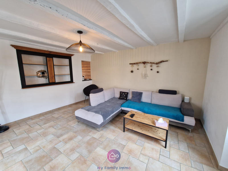 Maison - 195 m² - 11 pièces