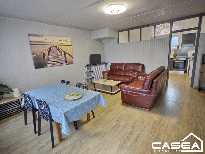 Maison traditionnelle - 83 m² - 4 pièces