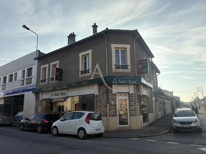 Local commercial - 238 m²