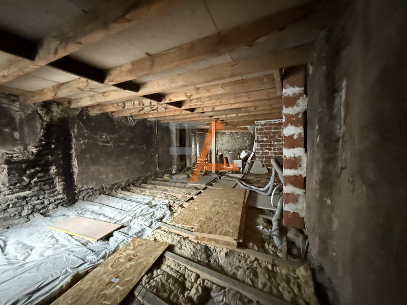 Maison de village - 250 m² - 6 pièces