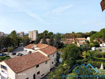 Appartement - 94 m² - 4 pièces