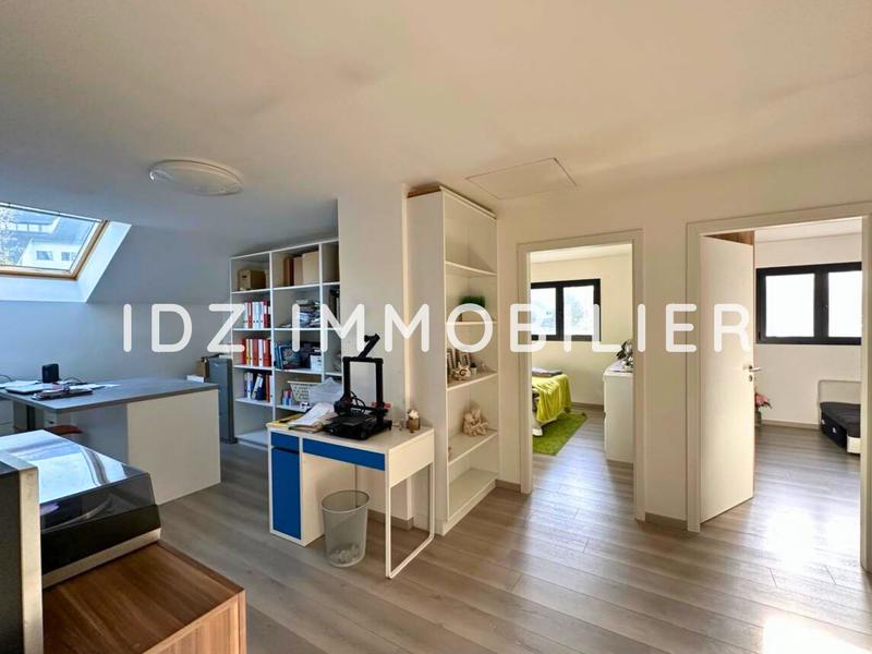 Maison - 268 m² - 9 pièces