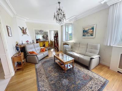 Maison - 136 m² - 6 pièces