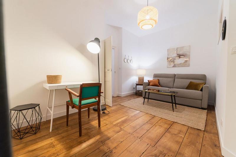 Propriété - 235 m² - 8 pièces
