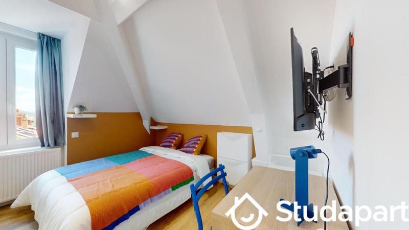 Chambre - 11 m² - 1 pièce