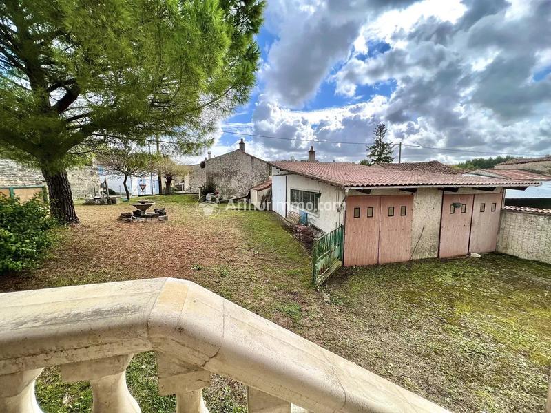 Maison - 159 m² - 5 pièces