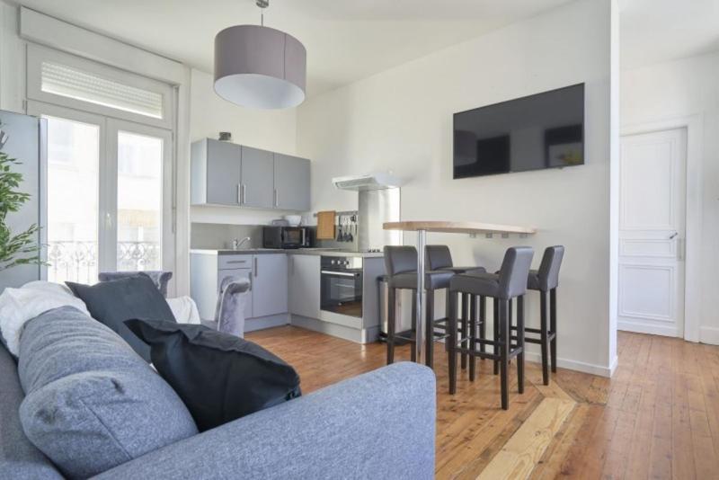 Appartement - 84 m² - 5 pièces