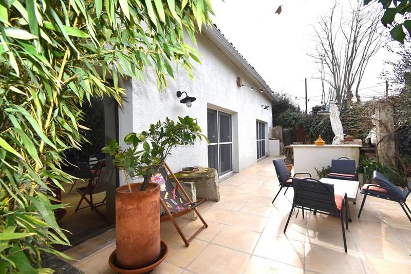 Maison - 235 m² - 8 pièces